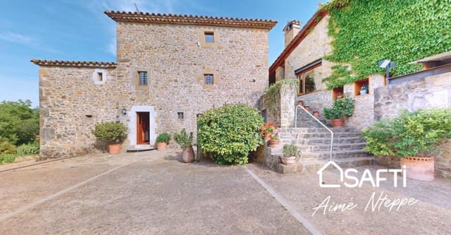 7 soveværelse Finca/Landehus til salg i Palol de Revardit med swimmingpool garage - € 949.650 (Ref: 9595347)