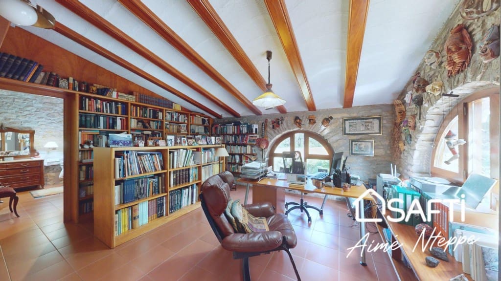 7 soveværelse Finca/Landehus til salg i Palol de Revardit med swimmingpool garage - € 949.650 (Ref: 9595347)