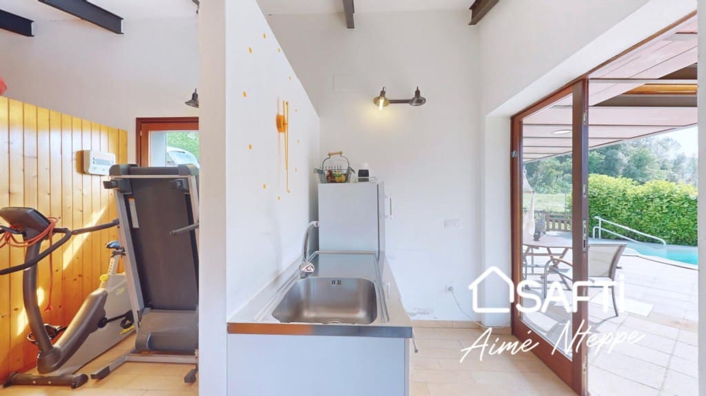 7 soveværelse Finca/Landehus til salg i Palol de Revardit med swimmingpool garage - € 949.650 (Ref: 9595347)