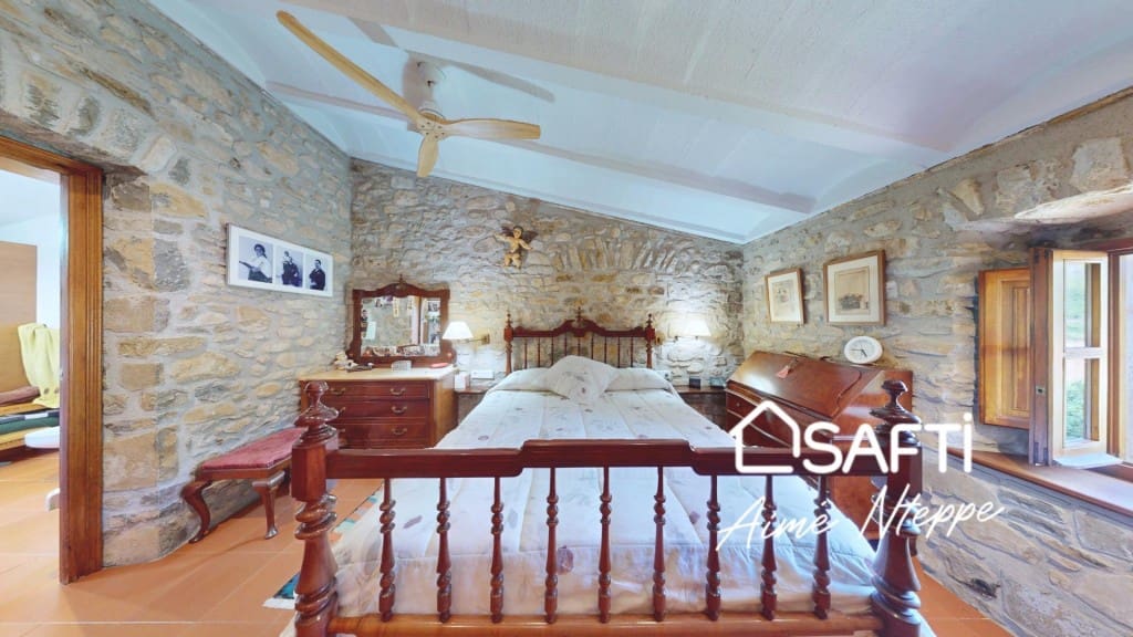 7 soveværelse Finca/Landehus til salg i Palol de Revardit med swimmingpool garage - € 949.650 (Ref: 9595347)