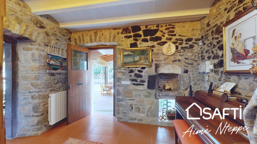 7 soveværelse Finca/Landehus til salg i Palol de Revardit med swimmingpool garage - € 949.650 (Ref: 9595347)