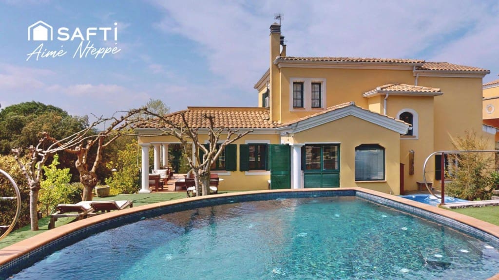 5 bedroom Villa for sale in Sant Julia de Ramis with pool garage - € 755,000 (Ref: 9595349)