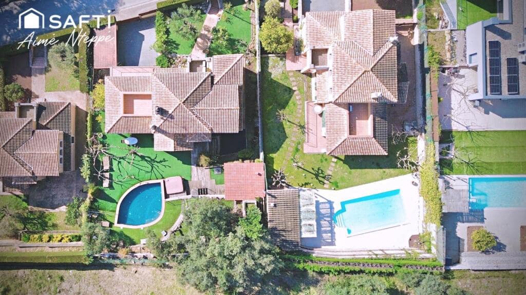 5 bedroom Villa for sale in Sant Julia de Ramis with pool garage - € 755,000 (Ref: 9595349)