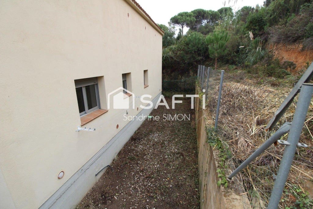 Building Plot for sale in Macanet de la Selva - € 250,000 (Ref: 9595357)