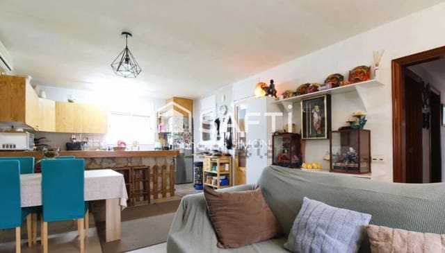 3 soveværelse Villa til salg i La Goba, Vidreres med swimmingpool garage - € 289.000 (Ref: 9595362)