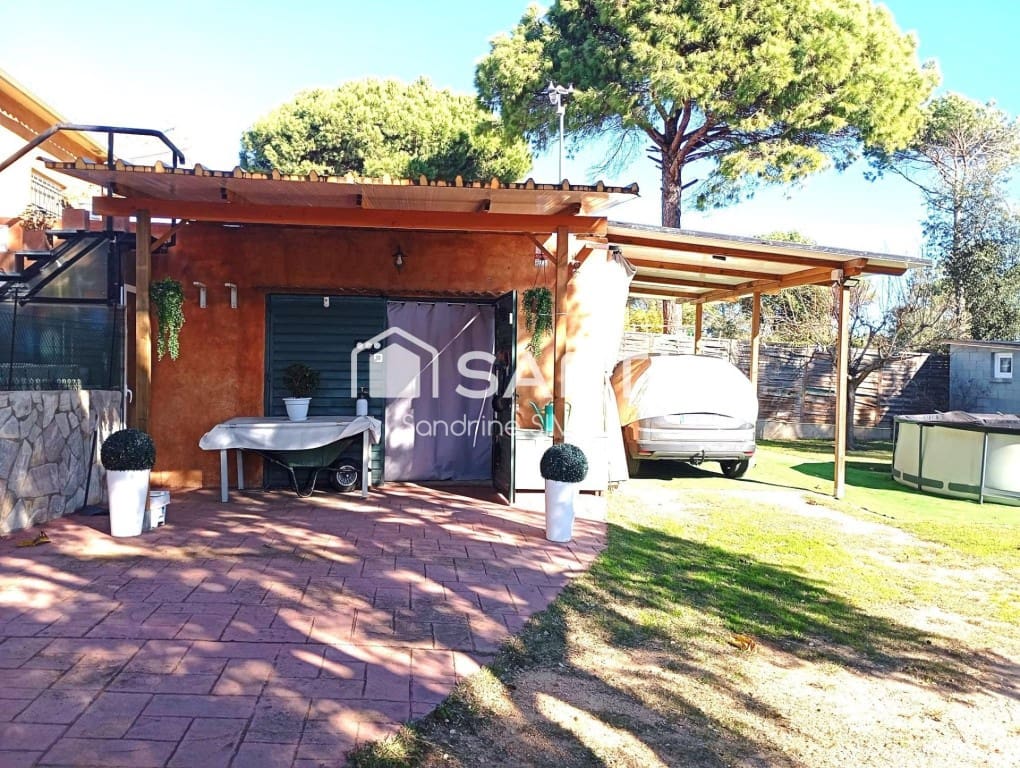 3 soveværelse Villa til salg i Vidreres med swimmingpool garage - € 289.000 (Ref: 9595362)