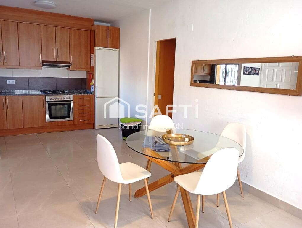 4 bedroom Villa for sale in Macanet de la Selva with pool - € 265,000 (Ref: 9595364)