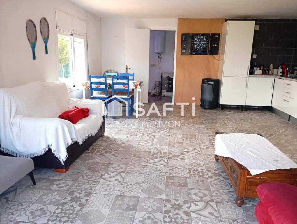 4 bedroom Villa for sale in Macanet de la Selva with pool - € 265,000 (Ref: 9595364)