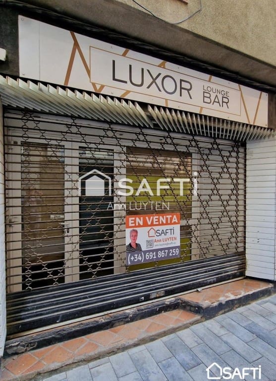 Commercial for sale in Roses - € 80,000 (Ref: 9595365)