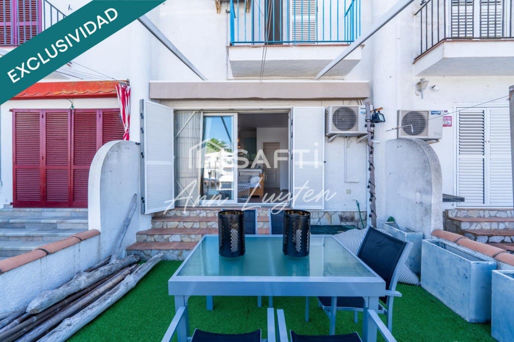 3 chambre Villa/Maison Mitoyenne à vendre à Roses avec garage - 399 000 € (Ref: 9595366)