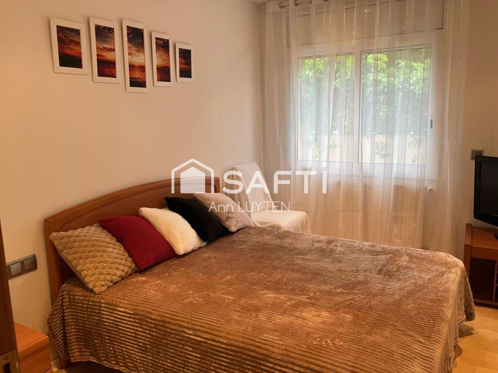 7 sypialnia Willa na sprzedaż w Roses z basenem garażem - 649 000 € (Ref: 9595367)