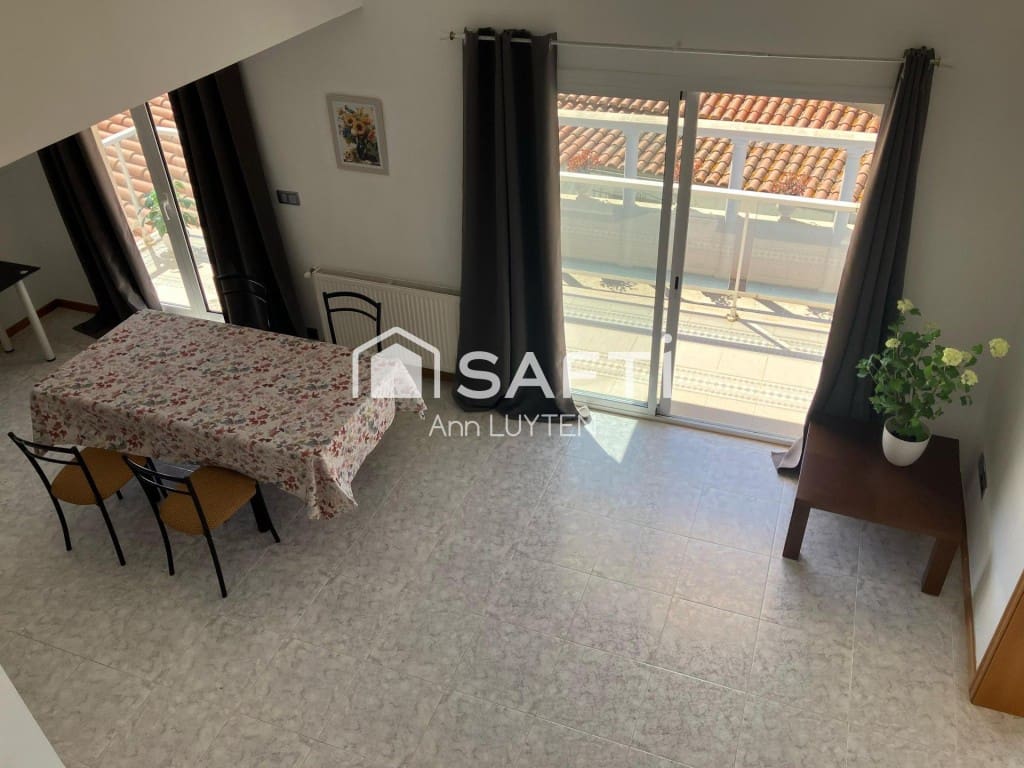 7 sypialnia Willa na sprzedaż w Roses z basenem garażem - 649 000 € (Ref: 9595367)