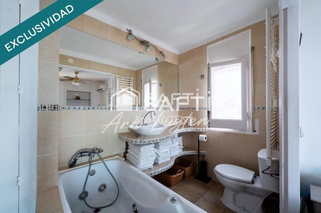 2 sovrum Takvåning till salu i Roses med garage - 698 000 € (Ref: 9595368)