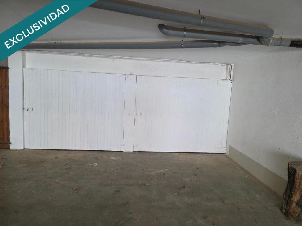 2 bedroom Penthouse for sale in Roses with garage - € 648,000 (Ref: 9595368)