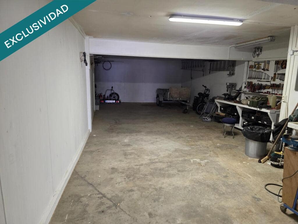 2 bedroom Penthouse for sale in Roses with garage - € 648,000 (Ref: 9595368)