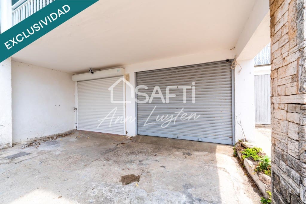 2 slaapkamer Appartement te koop in Roses met garage - € 330.000 (Ref: 9595369)