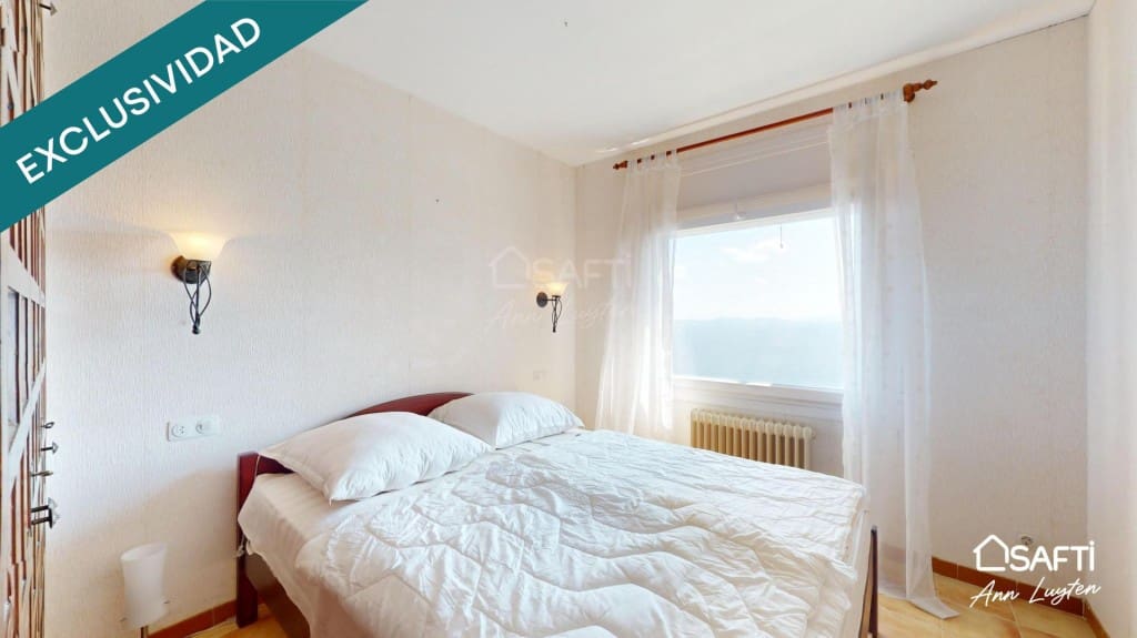 5 makuuhuone Huvila myytävänä paikassa Roses mukana 
autotalli - 650 000 € (Ref: 9595371)