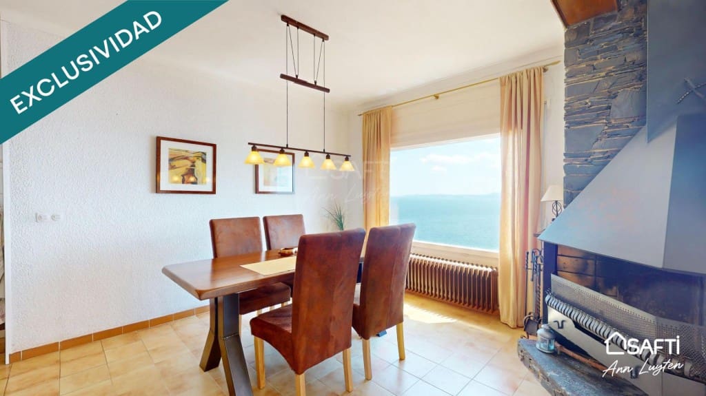 5 makuuhuone Huvila myytävänä paikassa Roses mukana 
autotalli - 650 000 € (Ref: 9595371)