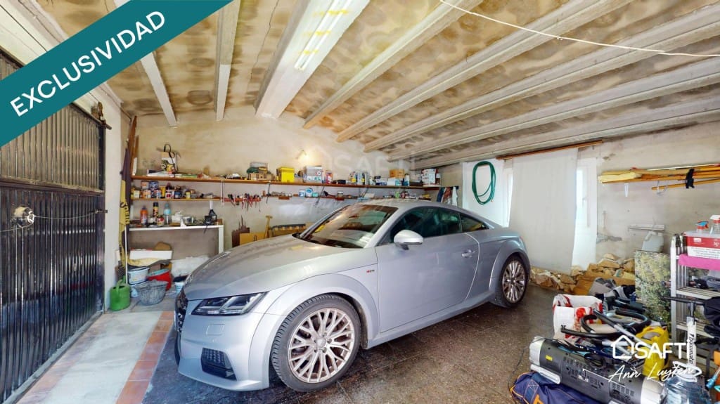 5 makuuhuone Huvila myytävänä paikassa Roses mukana 
autotalli - 650 000 € (Ref: 9595371)