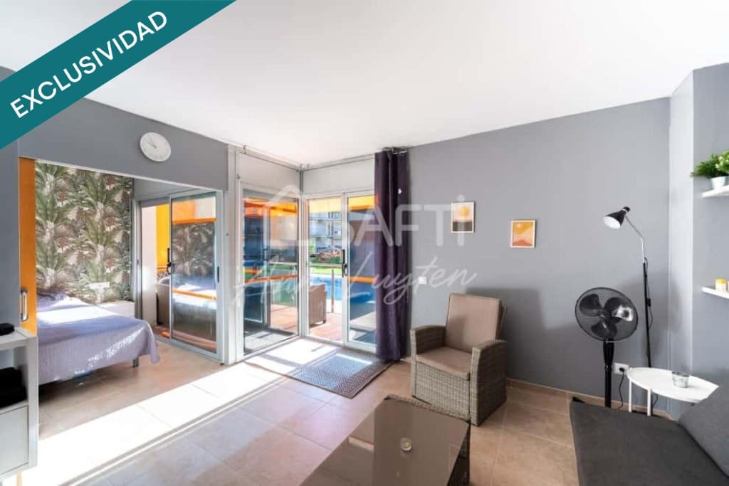 2 slaapkamer Appartement te koop in Roses met zwembad - € 245.000 (Ref: 9595372)