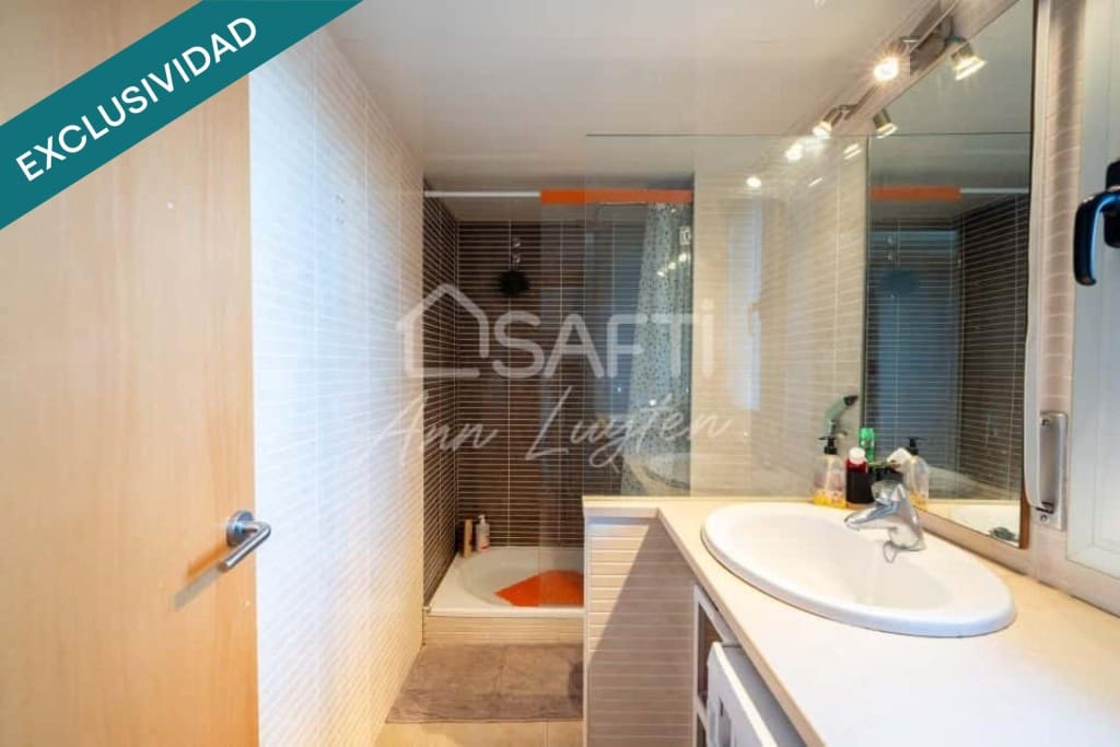 2 slaapkamer Appartement te koop in Roses met zwembad - € 245.000 (Ref: 9595372)