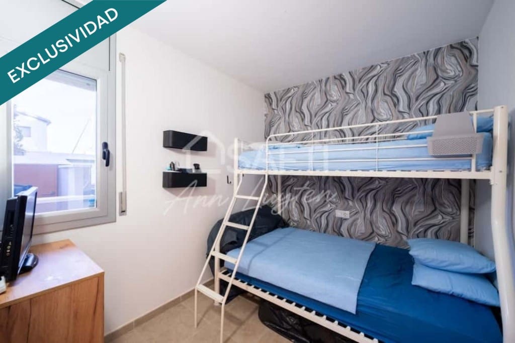 2 slaapkamer Appartement te koop in Roses met zwembad - € 245.000 (Ref: 9595372)