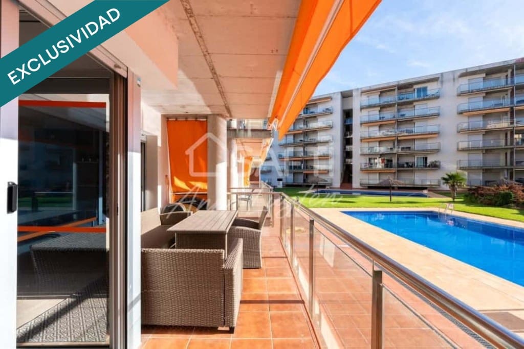 2 slaapkamer Appartement te koop in Roses met zwembad - € 245.000 (Ref: 9595372)