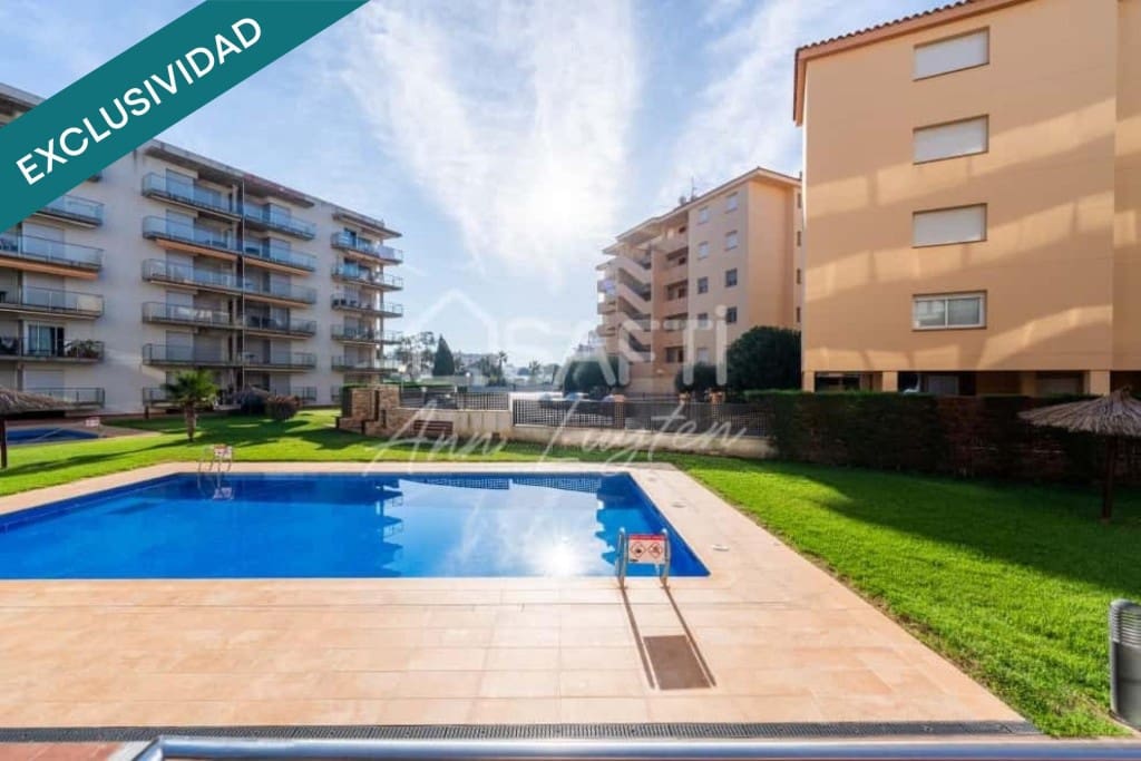 2 slaapkamer Appartement te koop in Roses met zwembad - € 245.000 (Ref: 9595372)