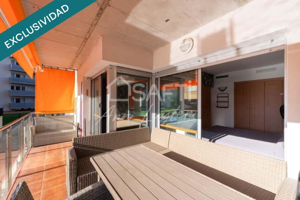 2 slaapkamer Appartement te koop in Roses met zwembad - € 245.000 (Ref: 9595372)