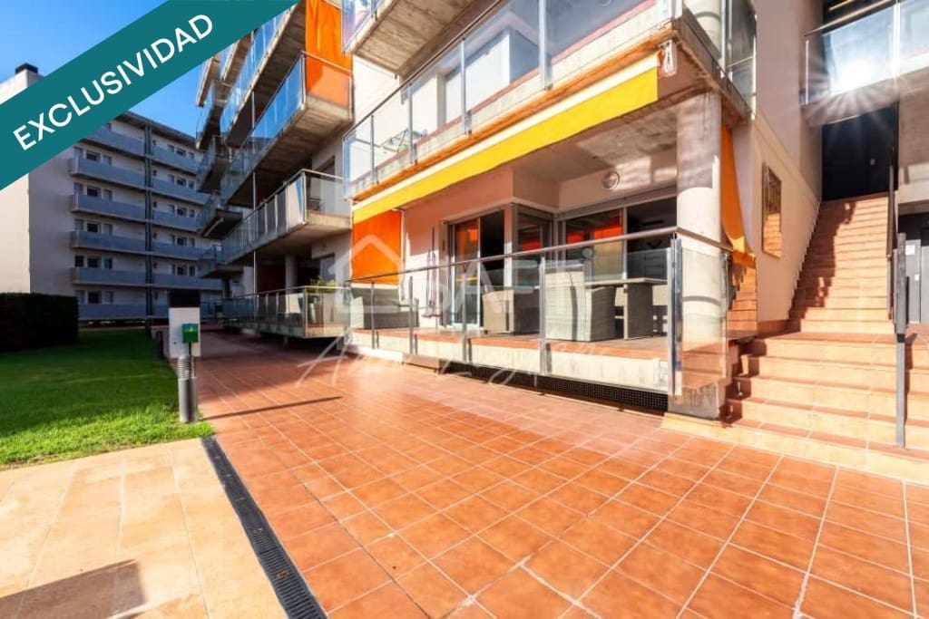 2 slaapkamer Appartement te koop in Roses met zwembad - € 245.000 (Ref: 9595372)