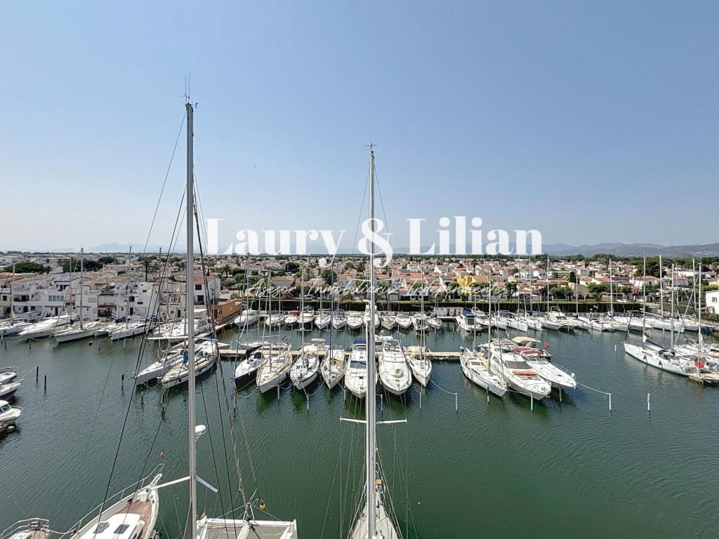 1 makuuhuone Huoneisto myytävänä paikassa Empuriabrava - 117 000 € (Ref: 9595381)