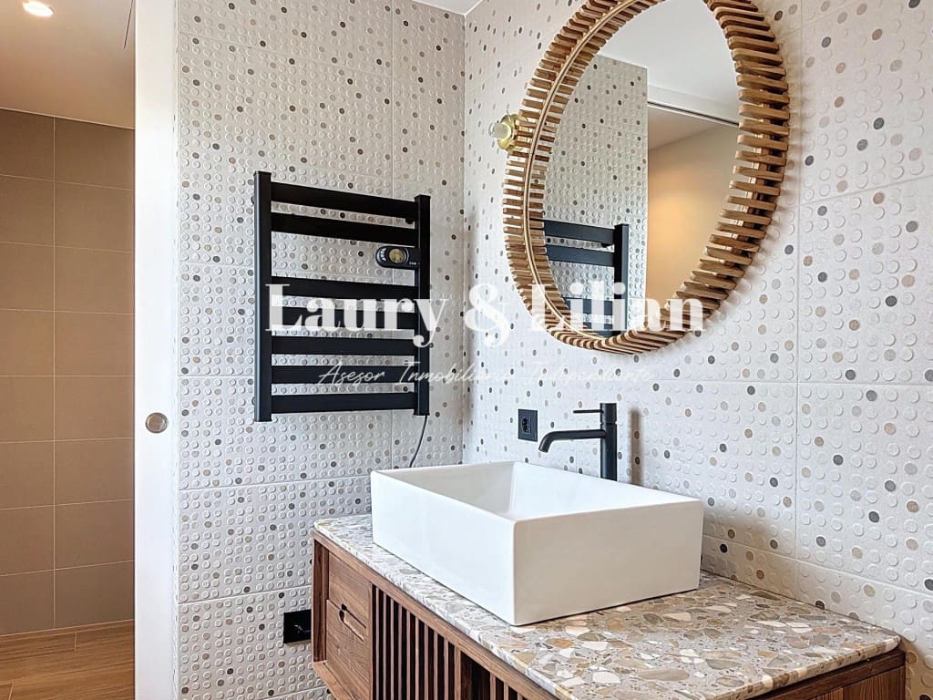 4 soveværelse Villa til salg i Empuriabrava med swimmingpool - € 1.450.000 (Ref: 9595382)