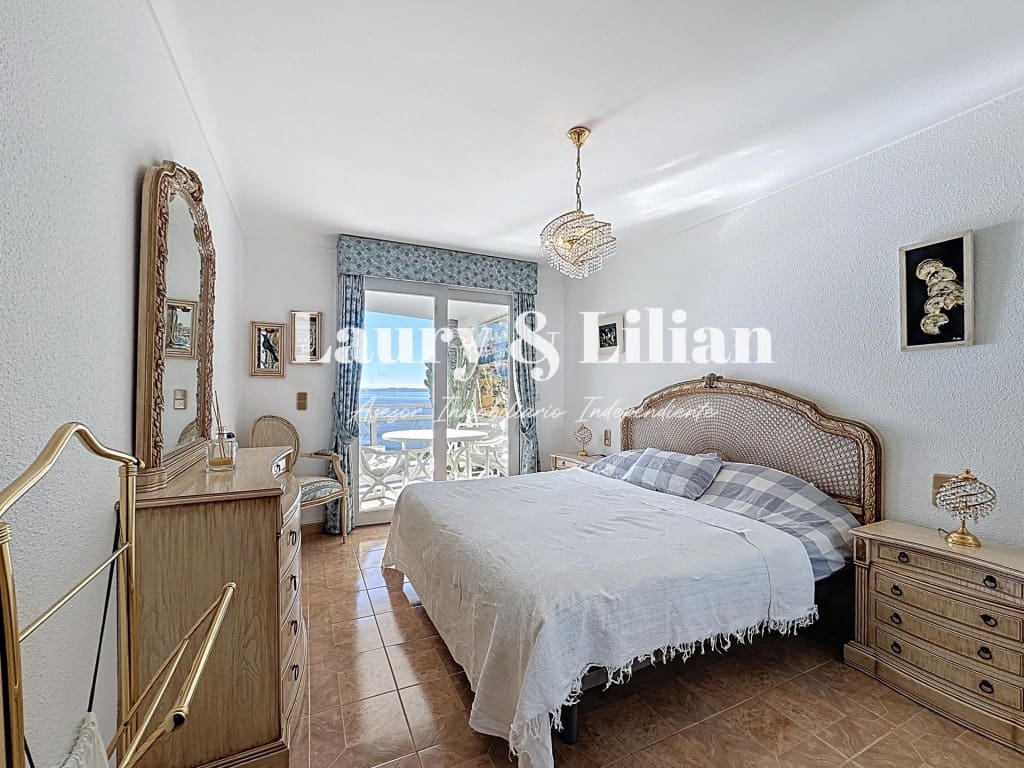 2 slaapkamer Appartement te koop in Roses - € 462.500 (Ref: 9595385)