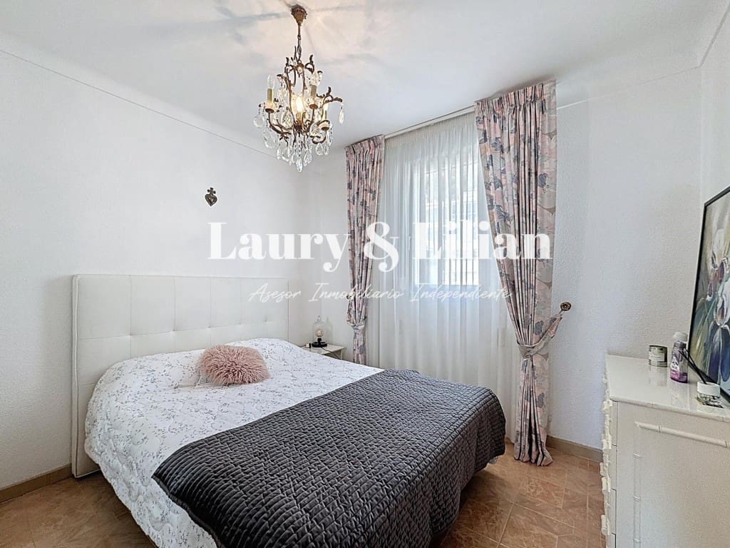 2 slaapkamer Appartement te koop in Roses - € 462.500 (Ref: 9595385)