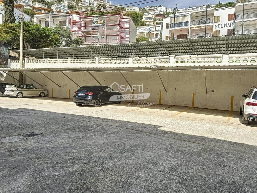 2 slaapkamer Appartement te koop in Roses - € 462.500 (Ref: 9595385)