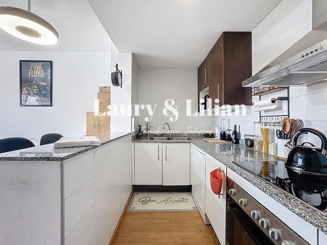 2 makuuhuone Huoneisto myytävänä paikassa Empuriabrava, Castelló d'Empúries mukana uima-altaan - 189 000 € (Ref: 9595387)