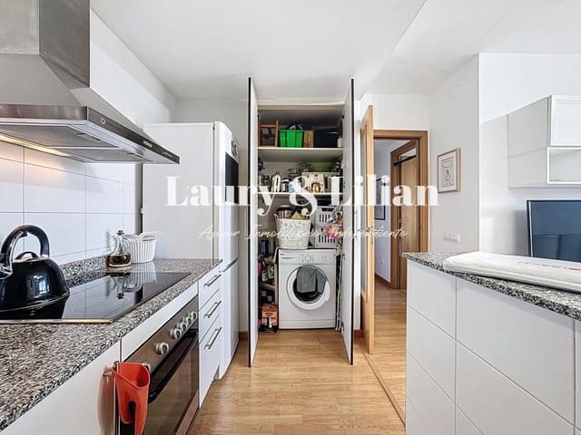 2 makuuhuone Huoneisto myytävänä paikassa Empuriabrava, Castelló d'Empúries mukana uima-altaan - 189 000 € (Ref: 9595387)