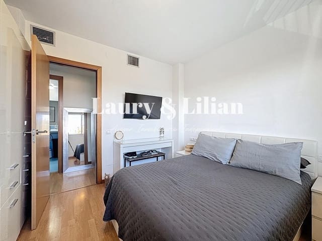 2 makuuhuone Huoneisto myytävänä paikassa Empuriabrava, Castelló d'Empúries mukana uima-altaan - 189 000 € (Ref: 9595387)