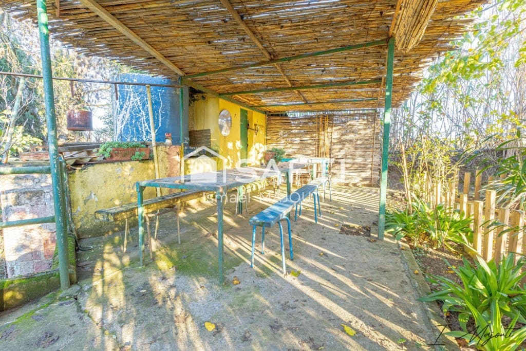 Grunde uden byggetilladelser til salg i Cruilles Monells i Sant Sadurni de I'Heura - € 85.000 (Ref: 9595392)