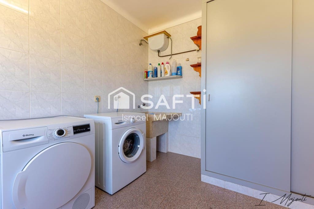 4 makuuhuone Huvila myytävänä paikassa Forallac mukana 
autotalli - 585 000 € (Ref: 9595394)