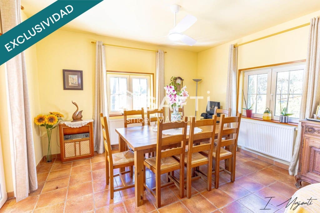 6 makuuhuone Huvila myytävänä paikassa L'Escala mukana uima-altaan - 1 120 000 € (Ref: 9595395)