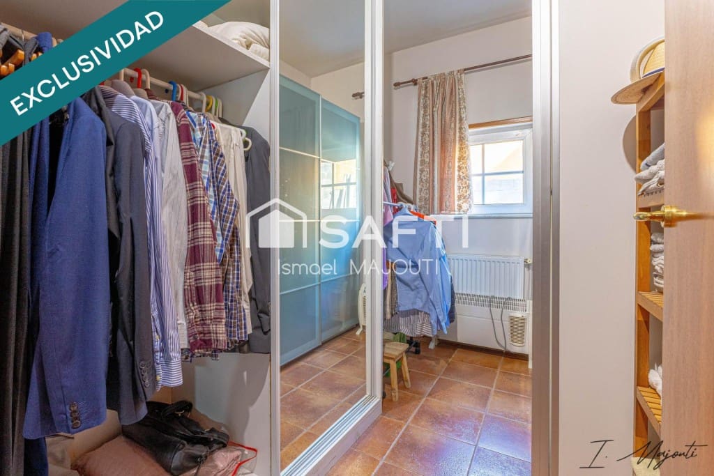 6 makuuhuone Huvila myytävänä paikassa L'Escala mukana uima-altaan - 1 120 000 € (Ref: 9595395)