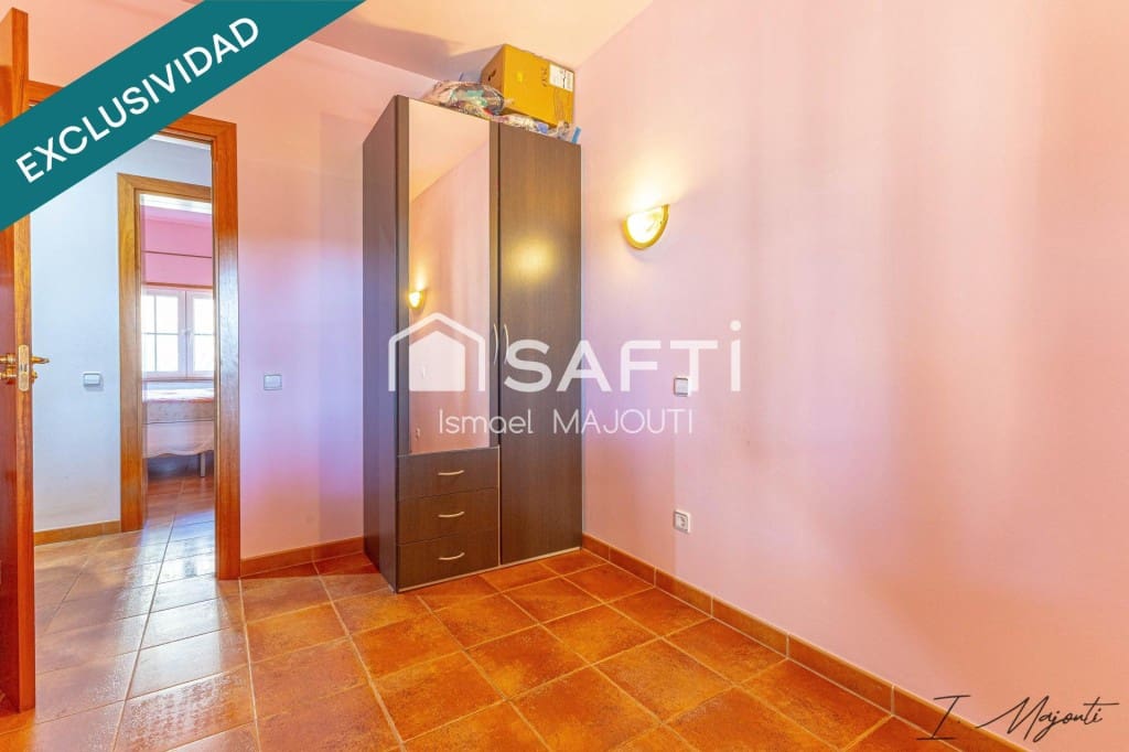 6 makuuhuone Huvila myytävänä paikassa L'Escala mukana uima-altaan - 1 120 000 € (Ref: 9595395)