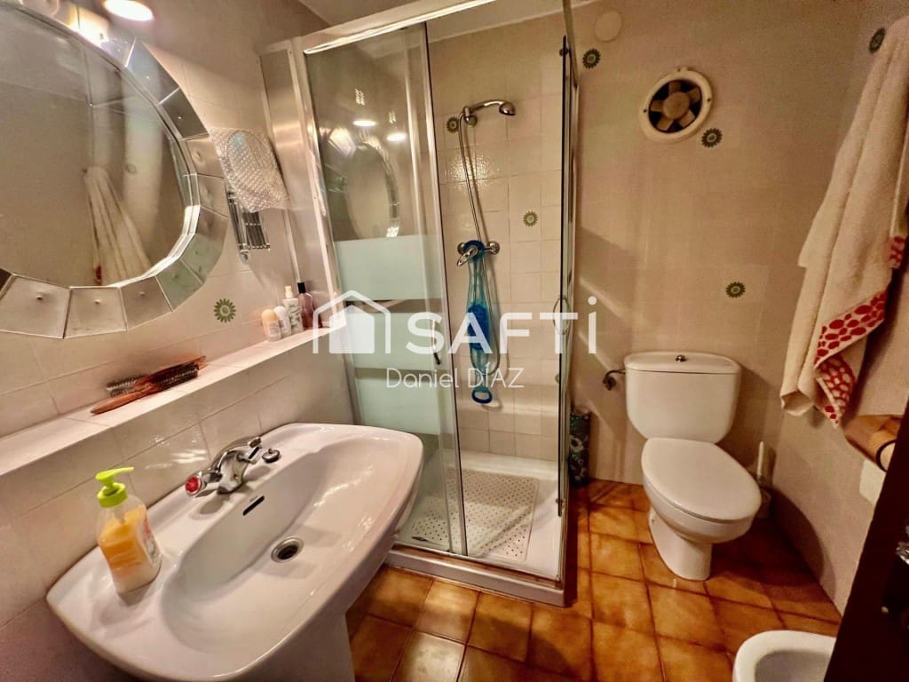 7 soveværelse Finca/Landehus til salg i Macanet de la Selva med swimmingpool garage - € 315.000 (Ref: 9595401)