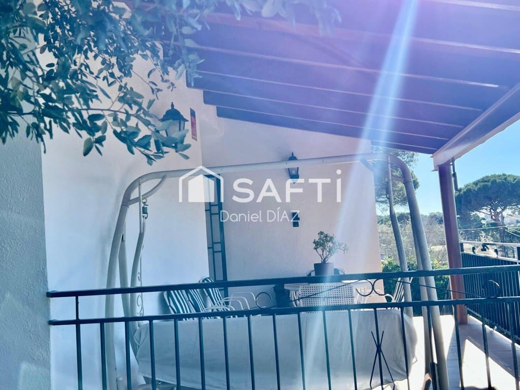 7 soveværelse Finca/Landehus til salg i Macanet de la Selva med swimmingpool garage - € 315.000 (Ref: 9595401)