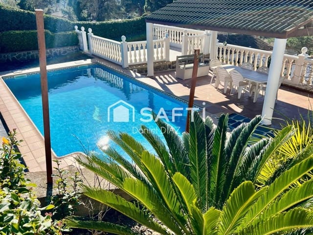 7 soverom Finca/Herregård til salgs i Maçanet de la Selva med svømmebasseng garasje - € 315 000 (Ref: 9595401)