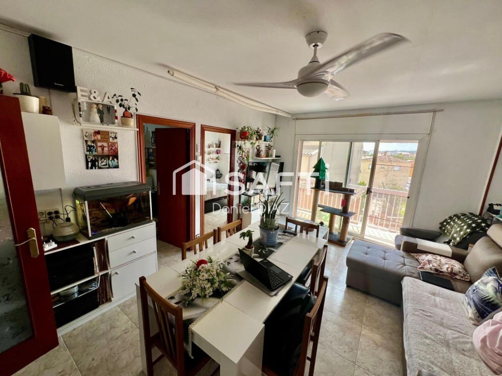 4 bedroom Apartment for sale in Sils - € 186,780 (Ref: 9595403)