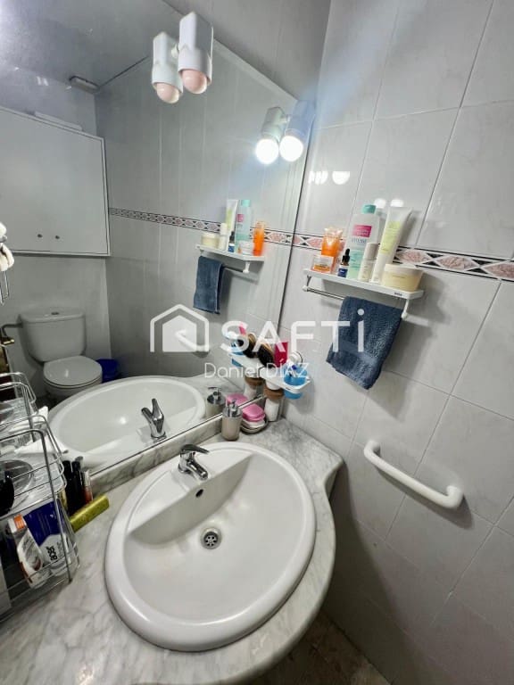 4 bedroom Apartment for sale in Sils - € 186,780 (Ref: 9595403)