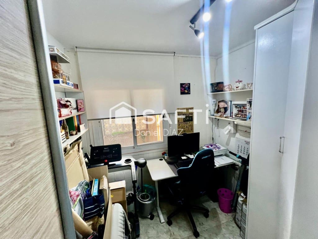 4 bedroom Apartment for sale in Sils - € 186,780 (Ref: 9595403)