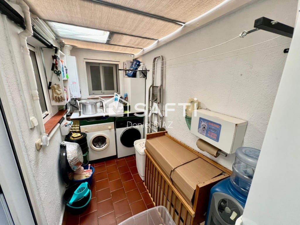 4 bedroom Apartment for sale in Sils - € 186,780 (Ref: 9595403)